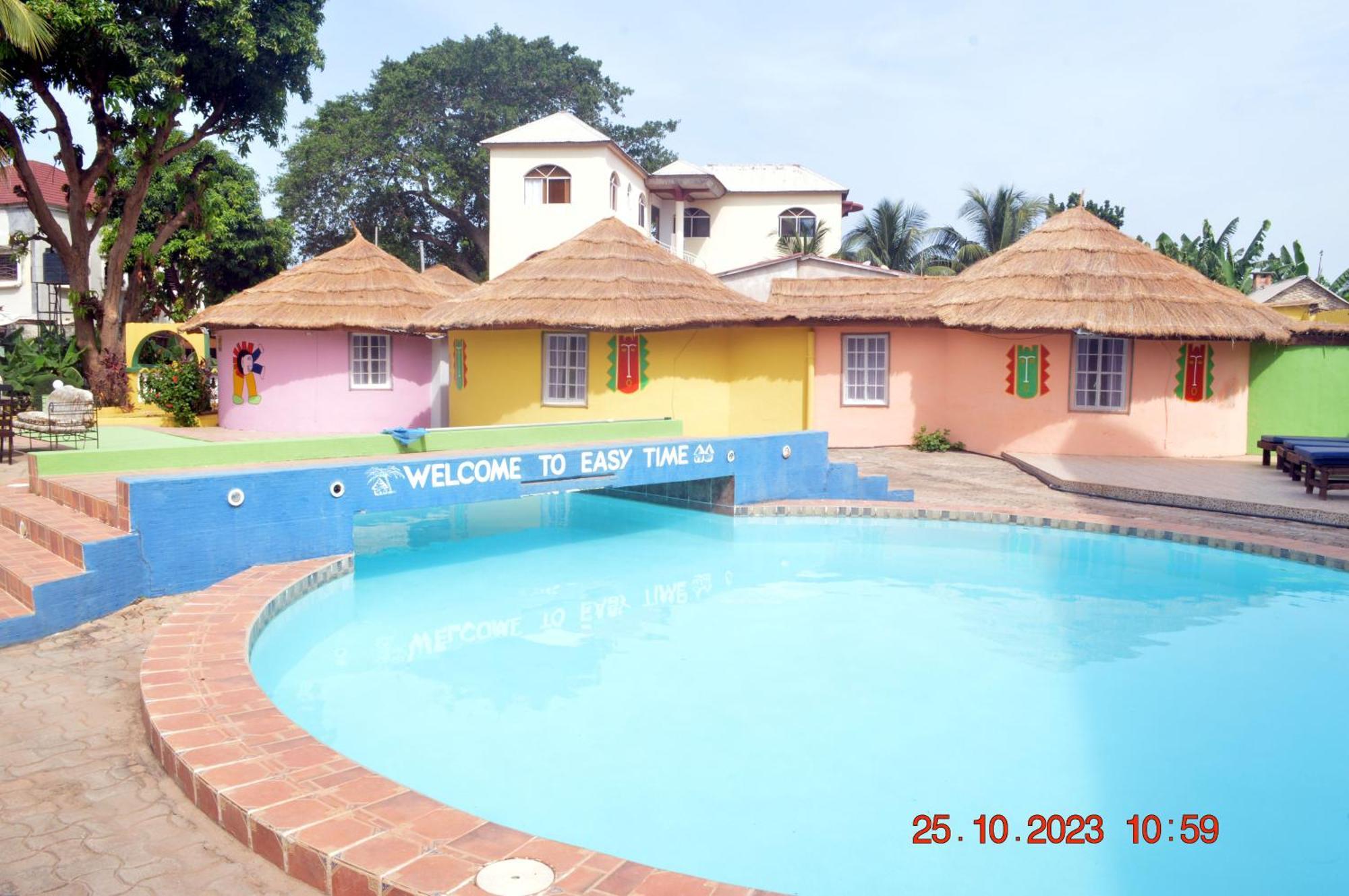 Easy Time Lodge Kololi Luaran gambar
